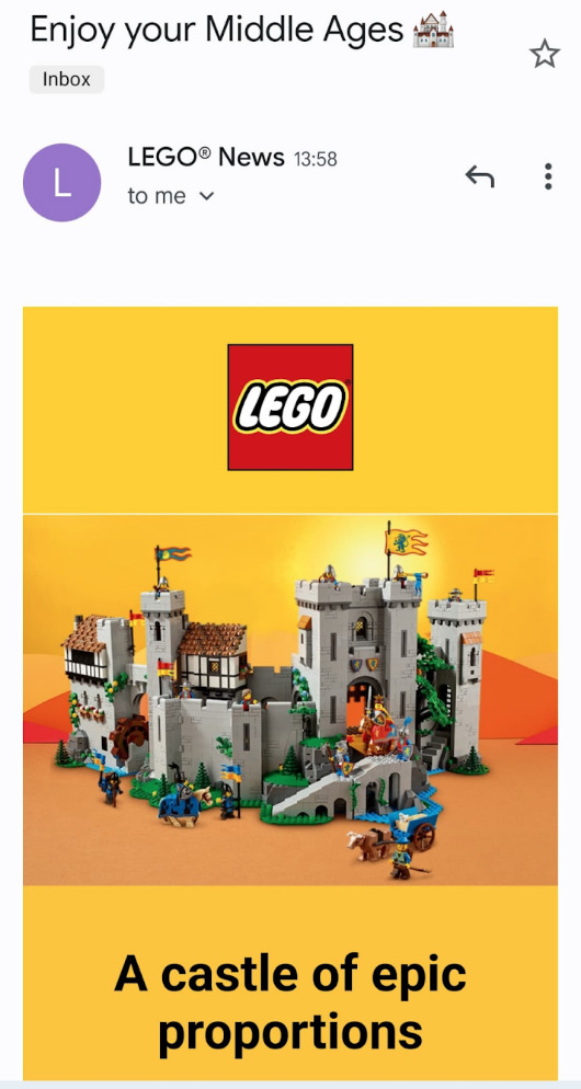 Un correo electrónico de Lego que muestra un estilo distintivo y una marca visual, gracias a la guía de estilo de correo electrónico interna de Lego.