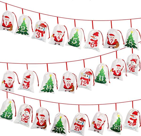 24 small bags with Christmas motifs, filled and ready to open each day.