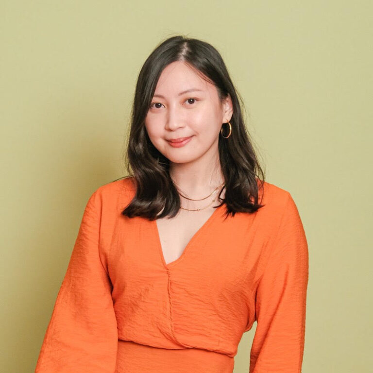 How to respond to negative reviews online Examples & 7step template